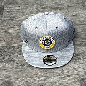 NEW GRAY LA RAMS SNAPBACK